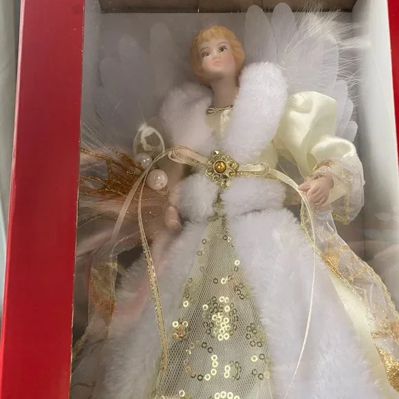 Angel Christmas Tree Topper - Picture 7 of 7